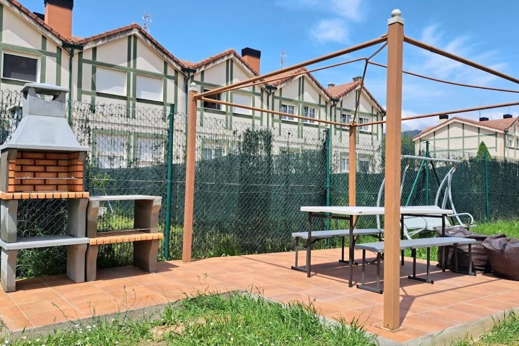 Espectacular Casa Rural En Espinosa de los Monteros Esterno foto