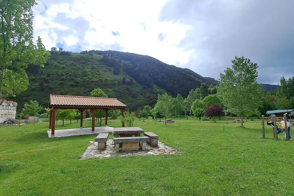 Espectacular Casa Rural En Espinosa de los Monteros Esterno foto